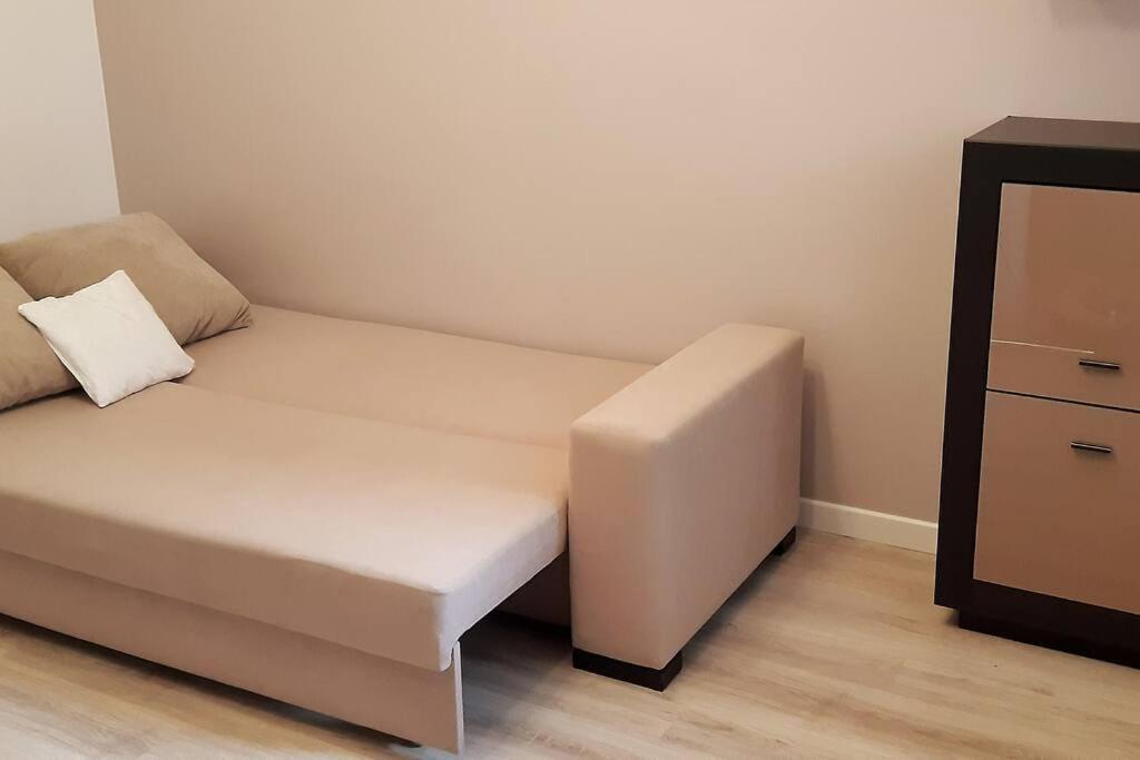 Rondo Onz Metro, Krochmalna 32A Street Warsaw Ngoại thất bức ảnh
