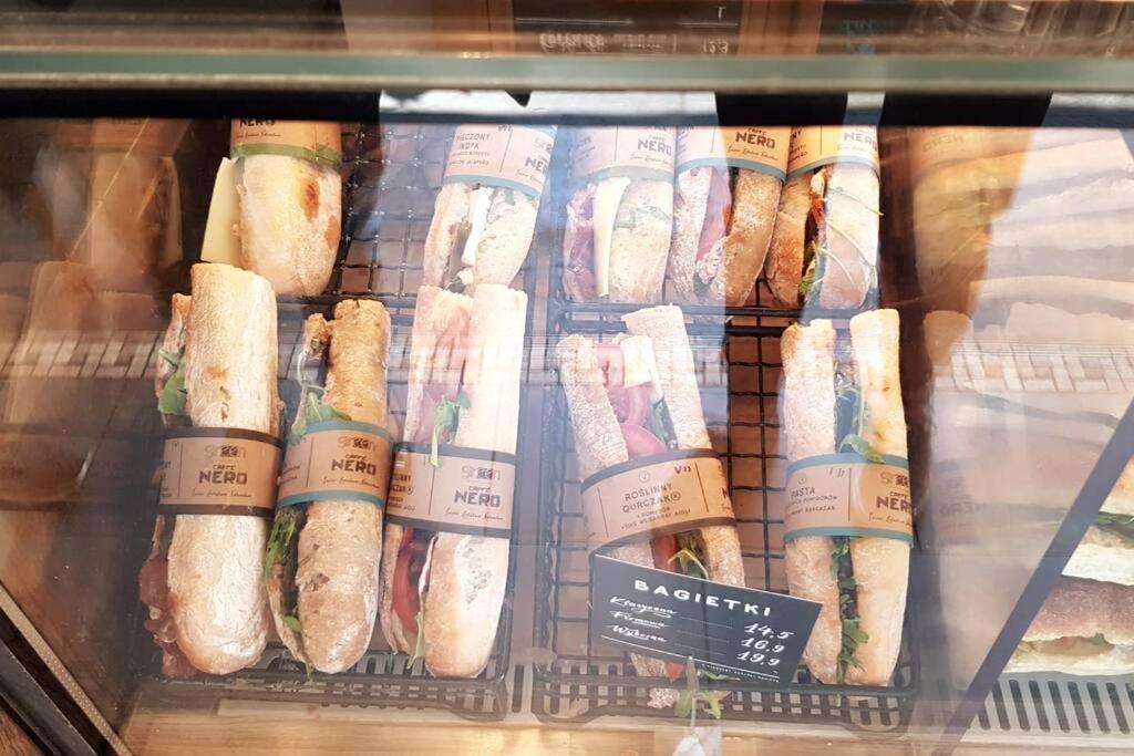 Rondo Onz Metro, Krochmalna 32A Street Warsaw Ngoại thất bức ảnh